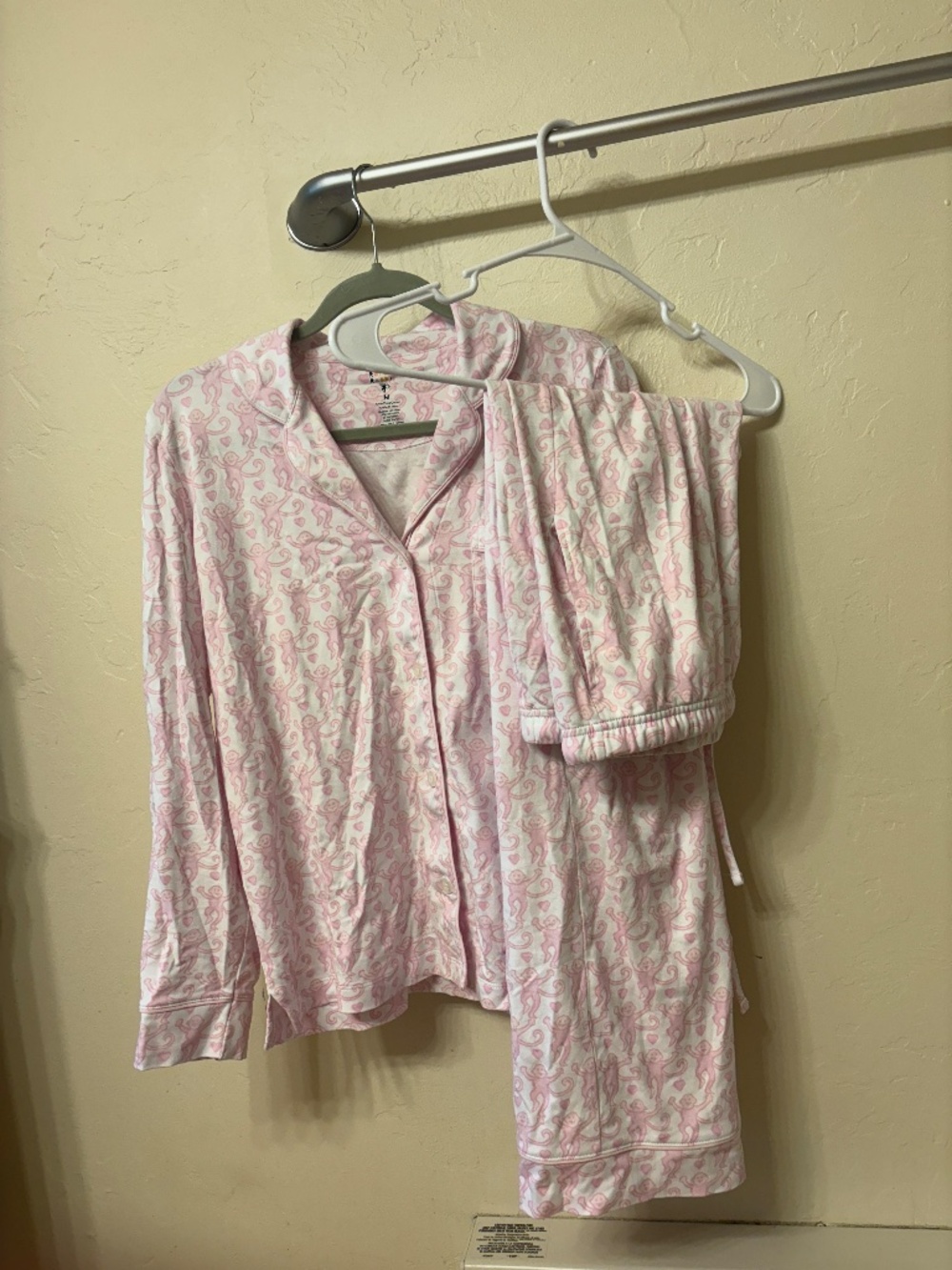 Roller Rabbit pink monkey pajama set - Picture 3 of 3